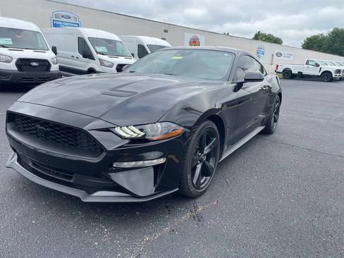 Used 2021 Ford Mustang Coupe RWD image 1