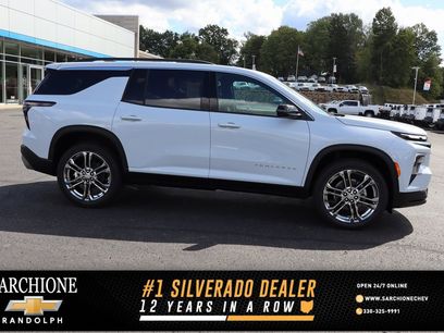 New 2026 Chevrolet Traverse LT w/ LPO, Floor Liner Package