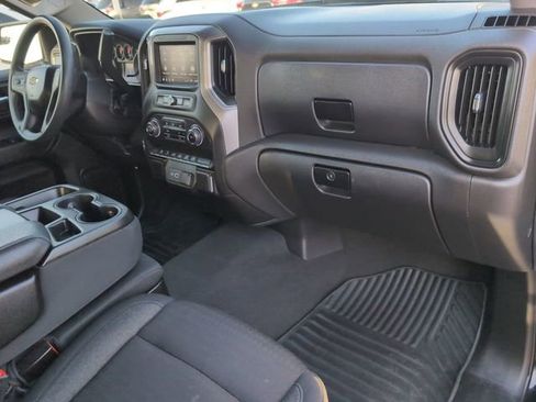 Certified 2024 Chevrolet Silverado 1500 Custom image 27