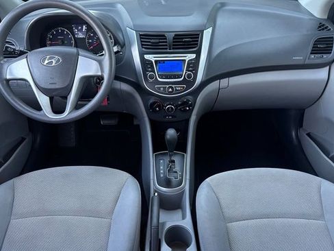 Used 2014 Hyundai Accent GLS FWD image 16
