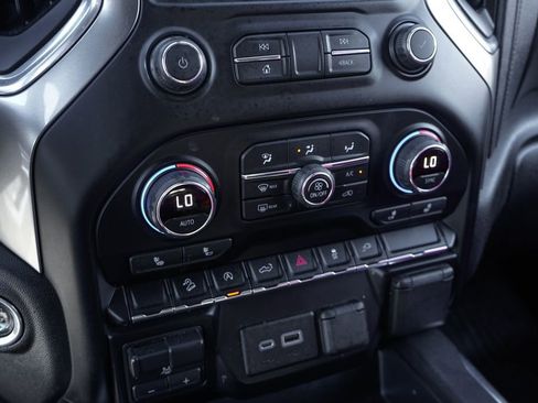 Used 2021 Chevrolet Silverado 1500 LT Trail Boss w/ Convenience Package II image 23