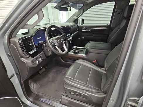 Used 2023 GMC Sierra 1500 SLT w/ SLT Premium Plus Package AWD/4WD image 12
