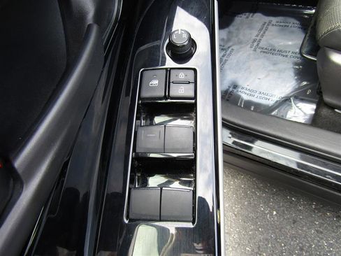 Used 2023 Toyota bZ4X AWD w/ Weather Package image 10