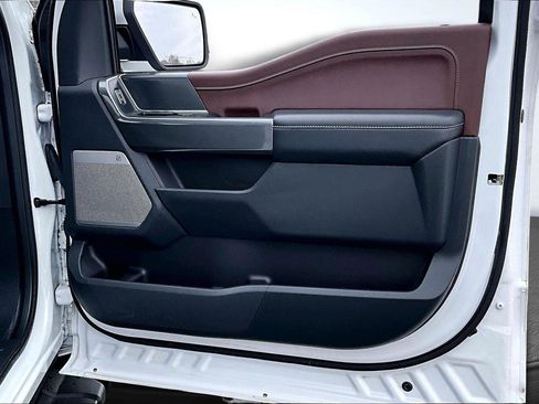 Used 2022 Ford F150 Lariat w/ Max Trailer Tow Package image 24