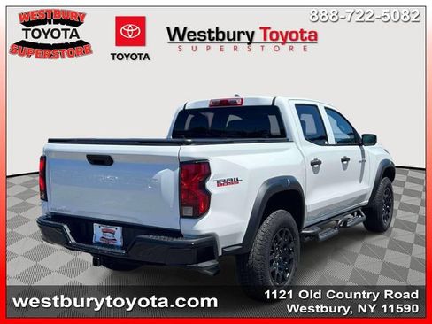 Used 2024 Chevrolet Colorado Trail Boss w/ Advanced Trailering Package AWD/4WD image 7