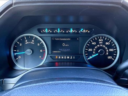 Used 2016 Ford F150 XLT w/ Equipment Group 302A Luxury image 14