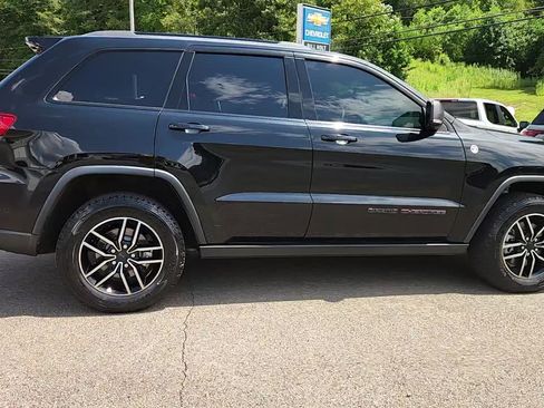 Used 2019 Jeep Grand Cherokee Trailhawk w/ Trailhawk Luxury Group image 10
