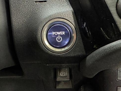 Used 2022 Lexus ES 300h w/ Premium Package image 25