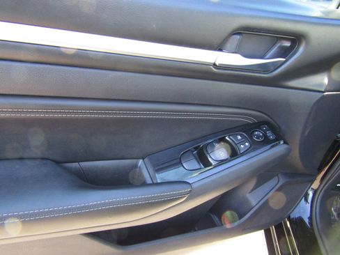 Used 2020 Nissan Altima 2.5 SL image 16