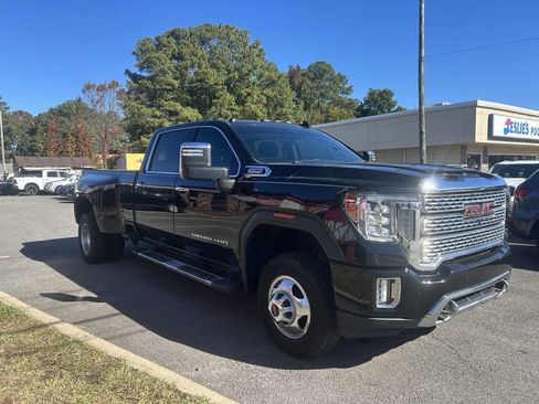 Used 2020 GMC Sierra 3500 Denali w/ Denali Ultimate Package image 3