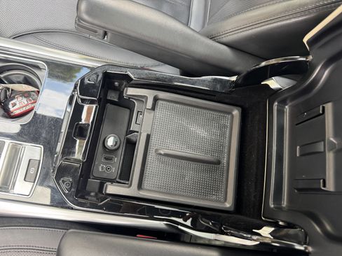 Used 2014 Land Rover Range Rover Sport HSE image 13