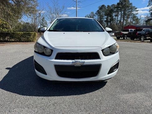 Used 2014 Chevrolet Sonic LT image 27