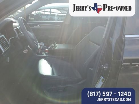 Used 2023 Volkswagen Atlas SEL image 5