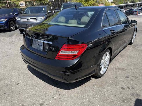 Used 2012 Mercedes-Benz C 250 Sedan image 6