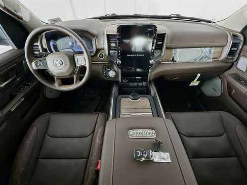 New 2026 RAM 1500 Limited AWD/4WD image 9