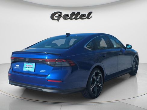 Used 2024 Honda Accord Sport image 4