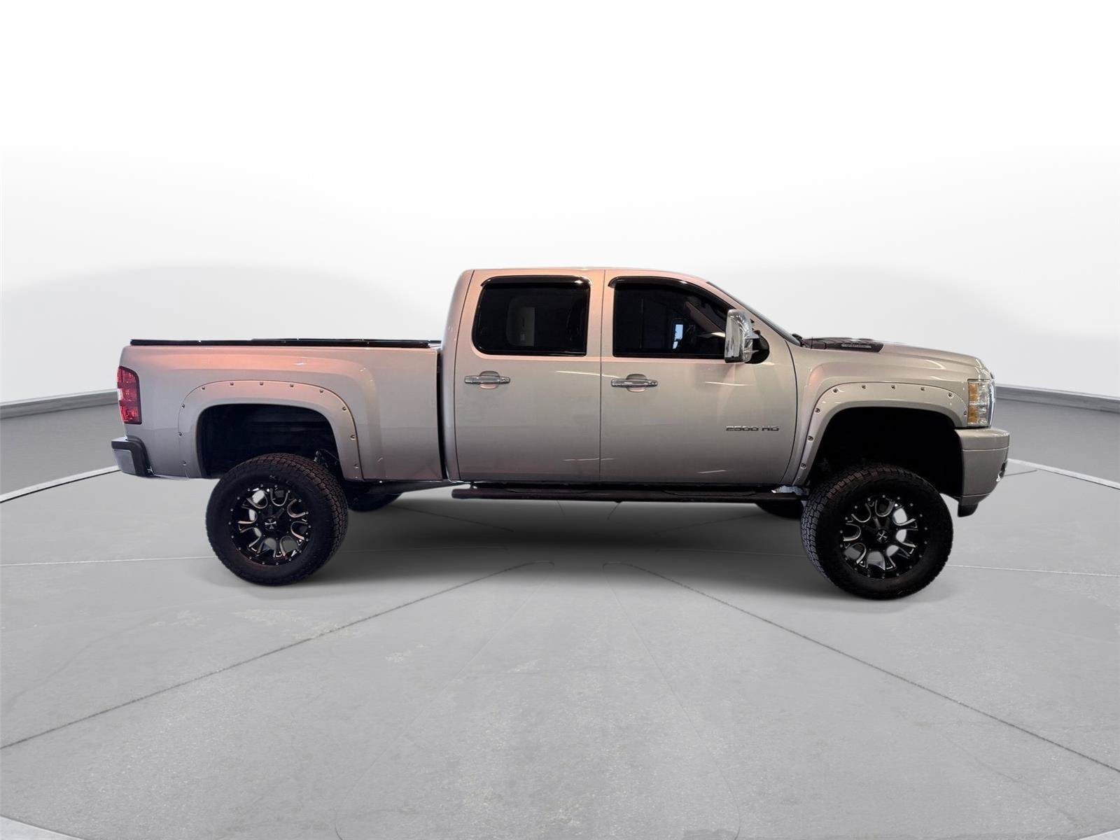 Used 2014 Chevrolet Silverado 2500 LTZ w/ LTZ Plus Package AWD/4WD image 20