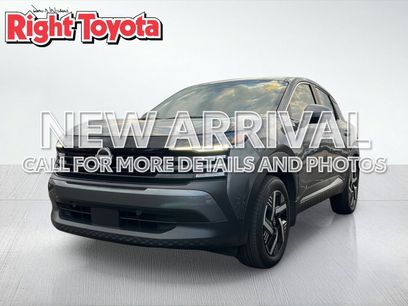 Used 2025 Nissan Kicks SV