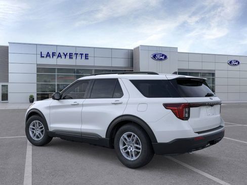 New 2026 Ford Explorer Active image 4
