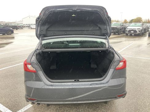 Used 2026 Toyota Camry SE image 21