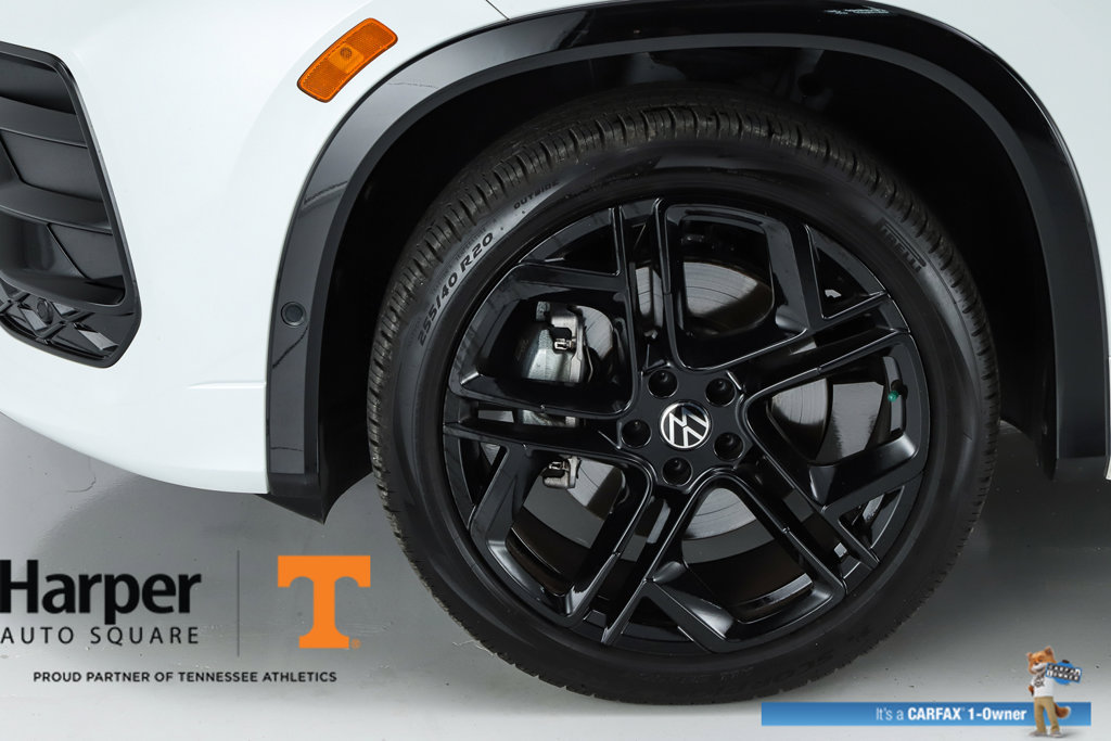 Used 2025 Volkswagen Tiguan SE R-Line AWD/4WD image 5