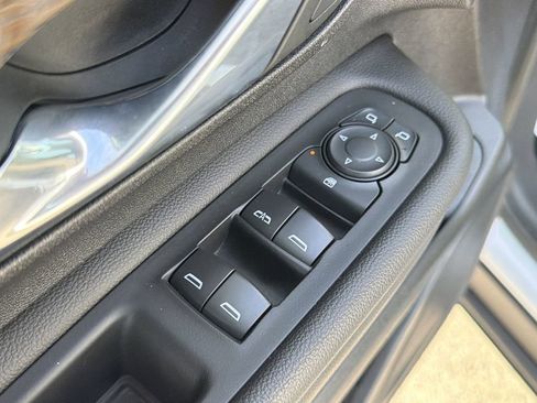 Used 2021 GMC Terrain SLE w/ Driver Convenience Package image 25