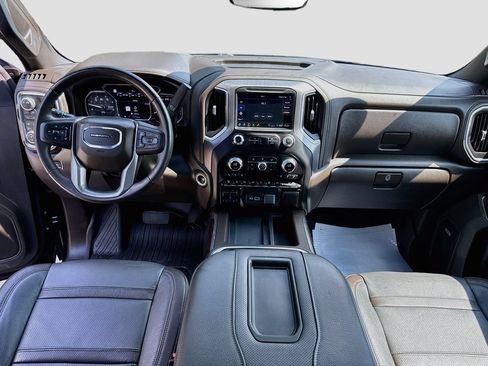 Used 2020 GMC Sierra 3500 Denali w/ Denali Ultimate Package AWD/4WD image 27