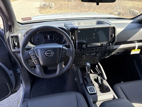 New 2026 Nissan Frontier SV w/ SV Convenience Package AWD/4WD image 3
