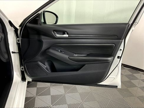 Used 2022 Nissan Altima 2.5 S w/ Driver Assist Package FWD image 27