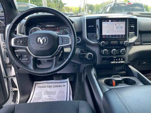 Used 2022 RAM 1500 Big Horn AWD/4WD image 13
