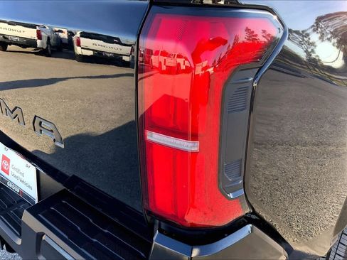 Certified 2025 Toyota Tacoma SR5 image 29