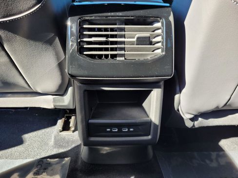 New 2025 Volkswagen ID.4 Pro image 13