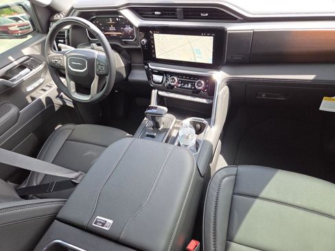 New 2026 GMC Sierra 1500 Denali AWD/4WD image 28