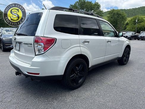 Used 2010 Subaru Forester 2.5X Premium AWD/4WD image 5