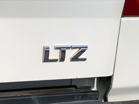 Used 2018 Chevrolet Silverado 1500 LTZ w/ Texas Edition image 9
