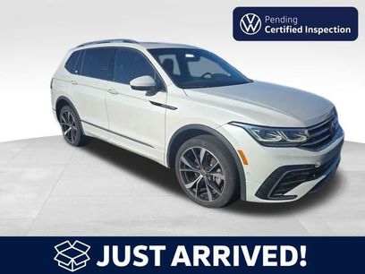 Used 2022 Volkswagen Tiguan SEL R-Line