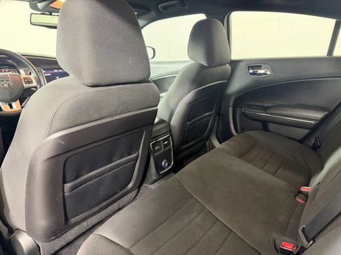 Used 2014 Dodge Charger SXT RWD image 24