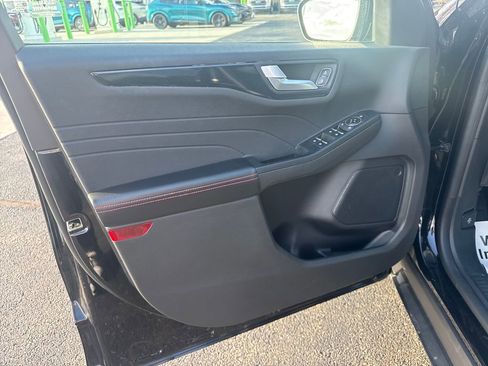 Used 2023 Ford Escape ST-Line w/ Cold Weather Package image 27