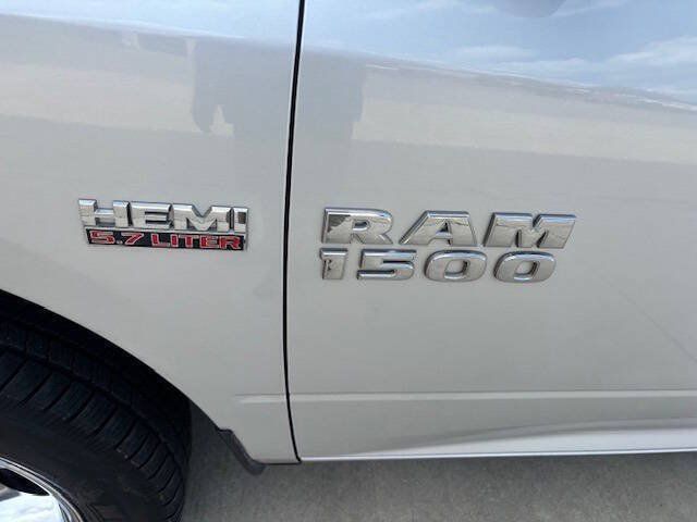 Used 2015 RAM 1500 Big Horn RWD image 16