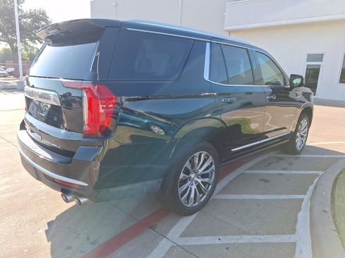 Used 2021 GMC Yukon Denali w/ Denali Premium Package image 6