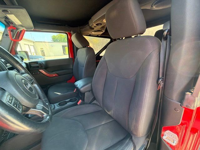 Used 2014 Jeep Wrangler Sport w/ Quick Order Package 24S AWD/4WD image 17