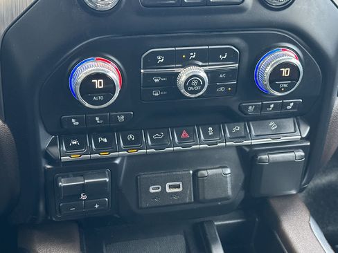Used 2019 GMC Sierra 1500 Denali w/ Technology Package AWD/4WD image 20