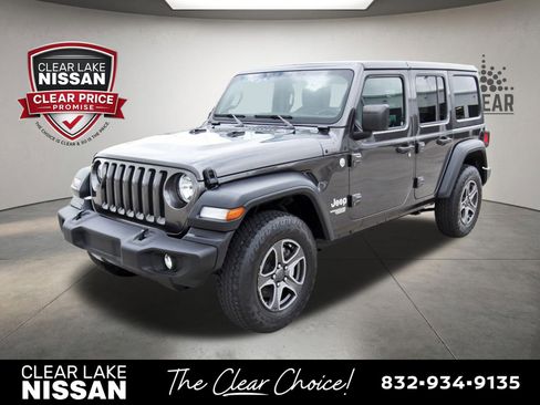 Used 2019 Jeep Wrangler Unlimited Sport S AWD/4WD image 3
