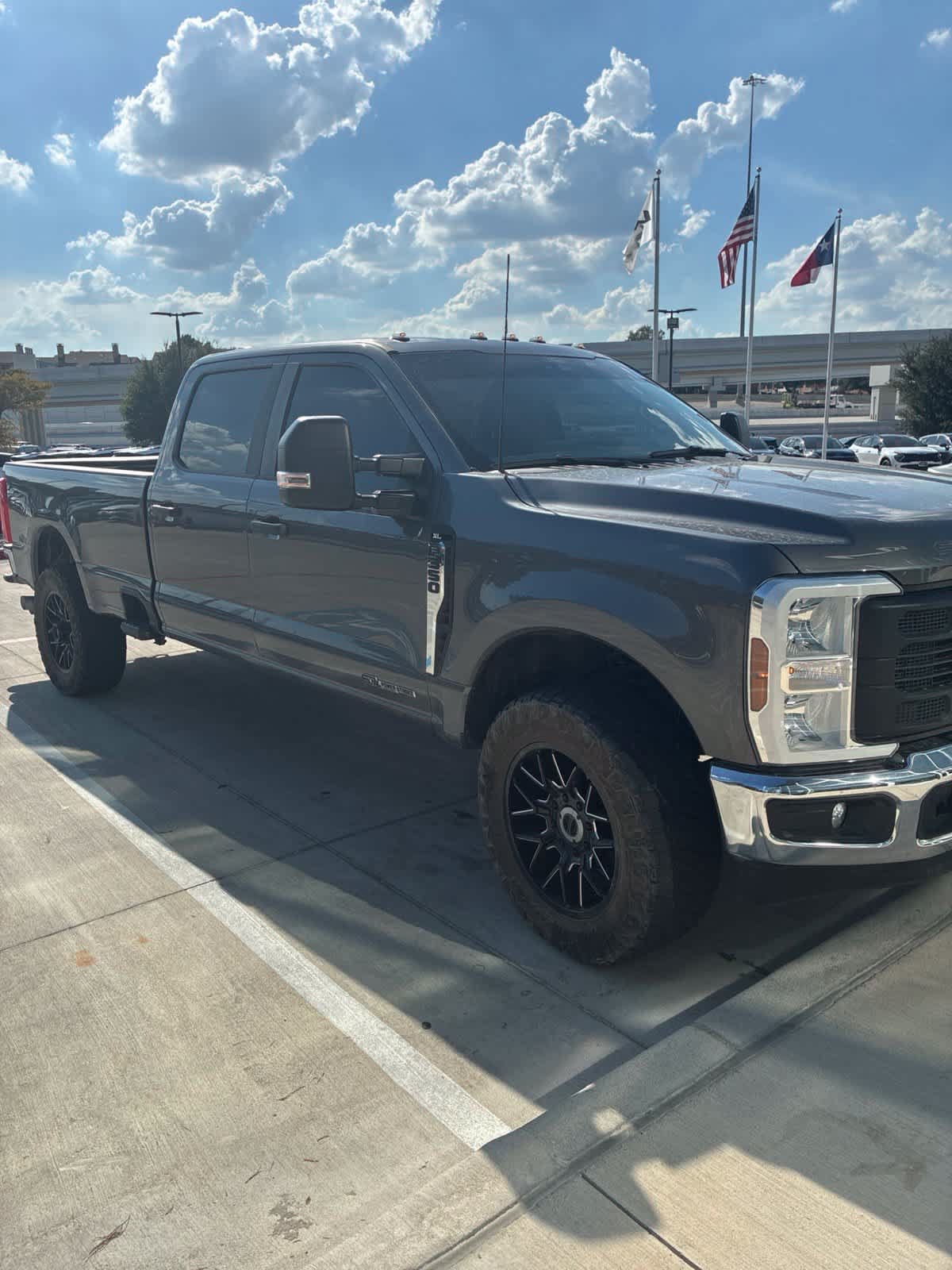 Used 2025 Ford F350 XL w/ XL Off-Road Package AWD/4WD image 3