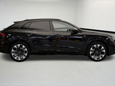 New 2026 Audi Q8 Premium Plus image 6