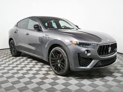 Used 2022 Maserati Levante Modena AWD/4WD image 17
