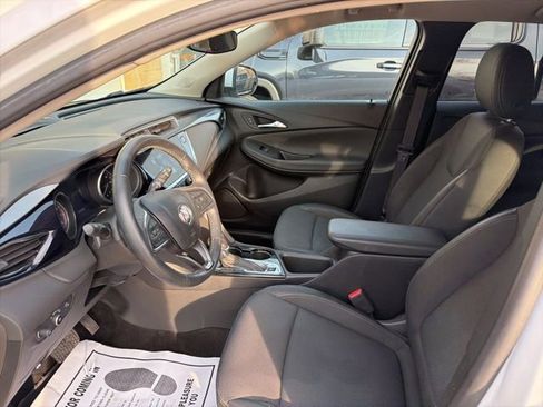 Used 2023 Buick Encore GX Preferred image 8
