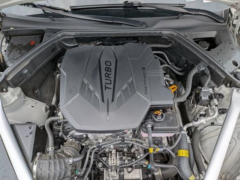 Used 2025 Genesis G70 2.5T RWD image 12