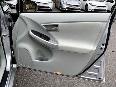 Used 2012 Toyota Prius Three image 20