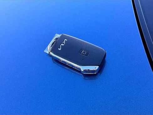 Certified 2024 Kia Niro Wind image 10